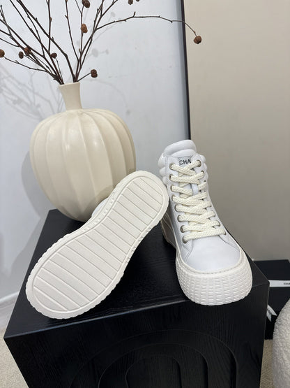 25 Thick soled mid top casual shoes（WHITE/NAVY/BLACK）