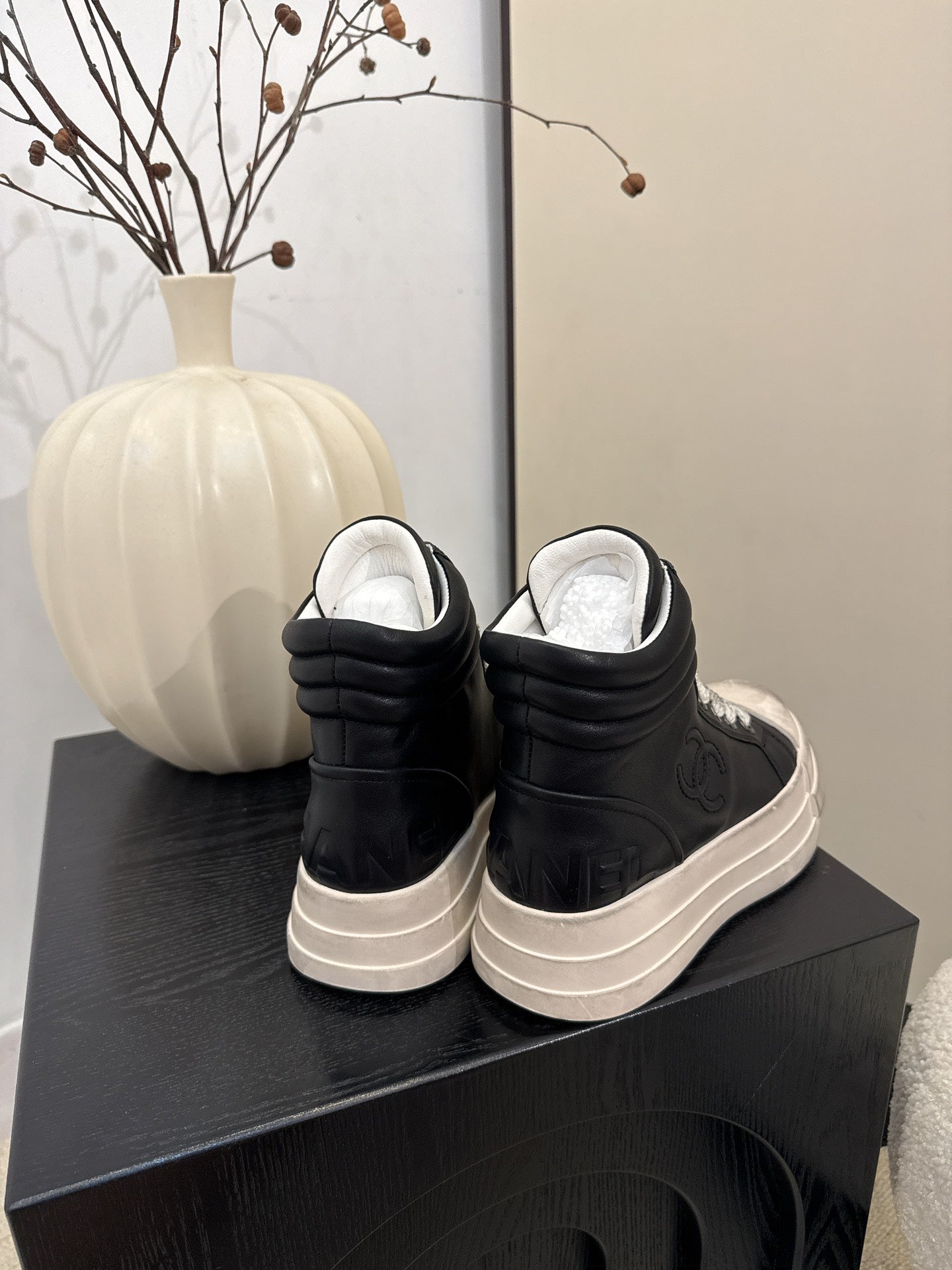 25 Make old thick soled mid top casual shoes（WHITE/NAVY/BLACK）