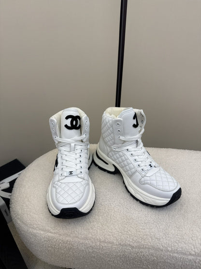 25 High top leather casual shoes（WHITE/BLACK）