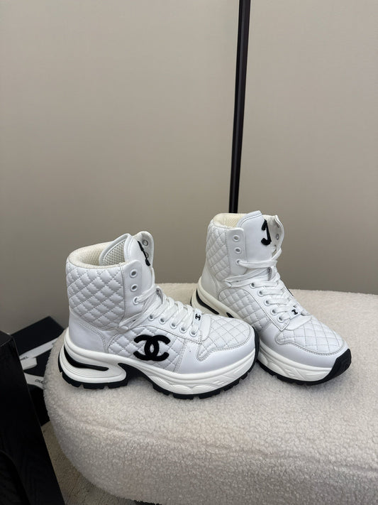 25 High top leather casual shoes（WHITE/BLACK）