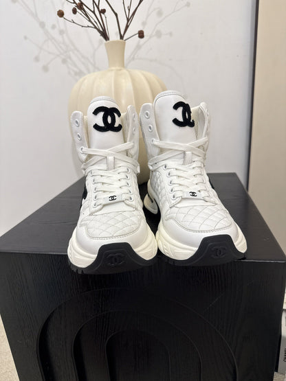 25 High top leather casual shoes（WHITE/BLACK）