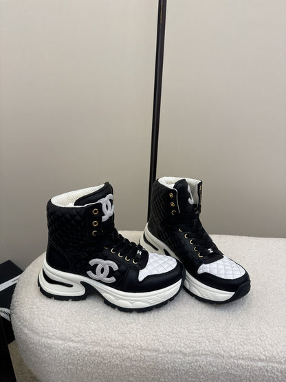 25 High top leather casual shoes（WHITE/BLACK）