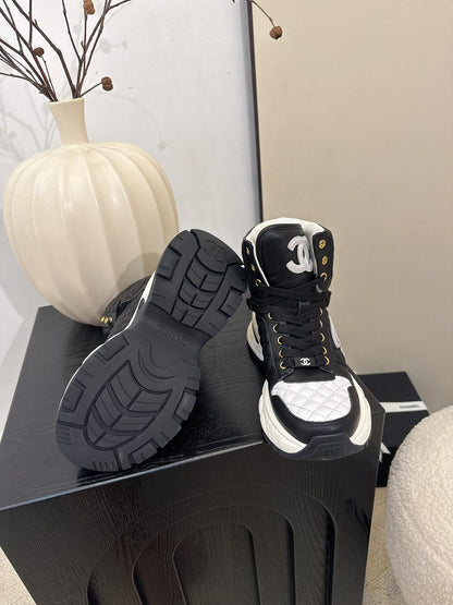 25 High top leather casual shoes（WHITE/BLACK）