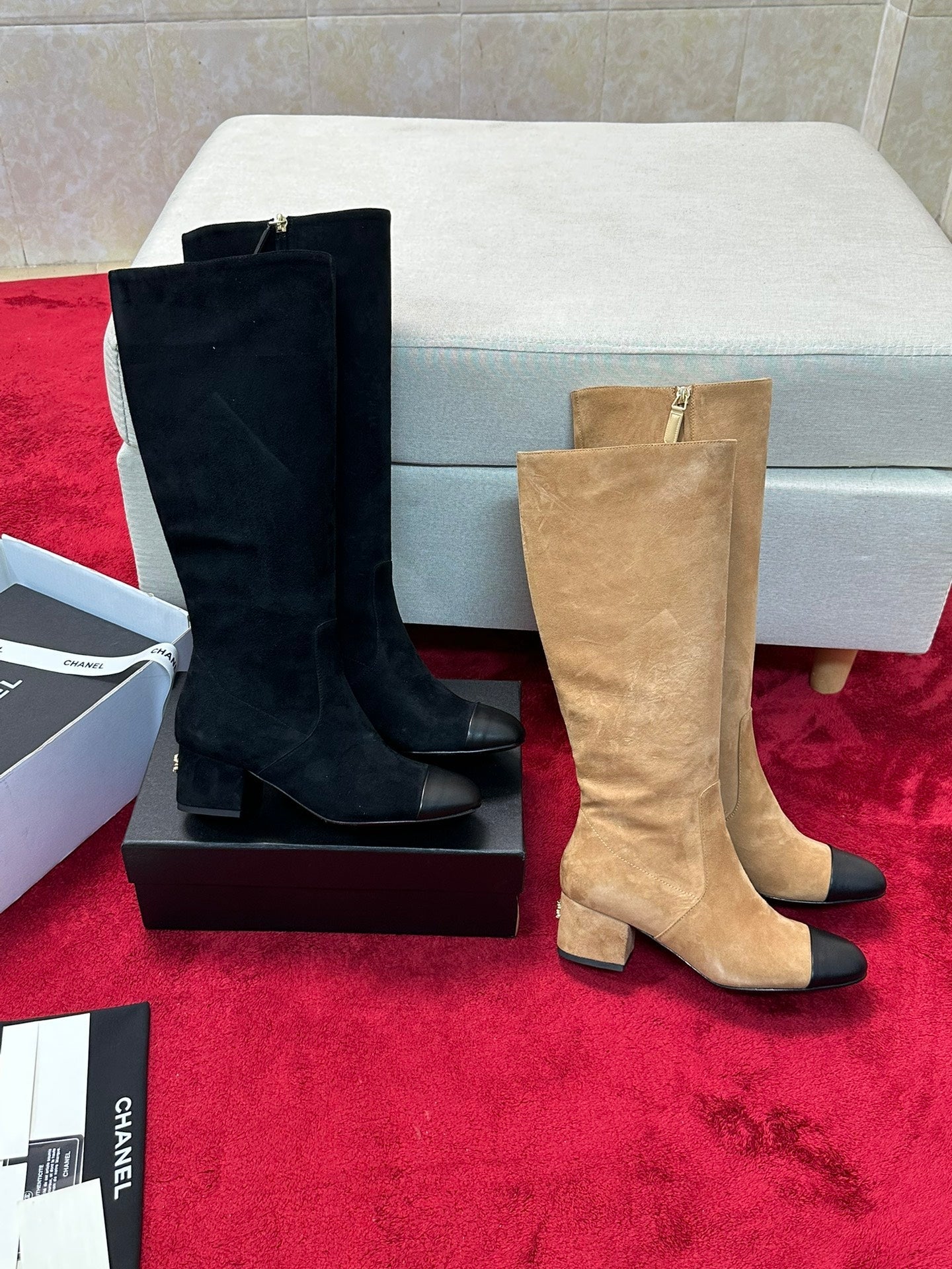 25 New fashionable sheepskin boots