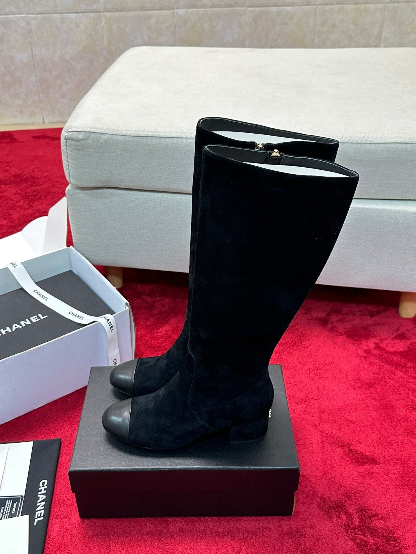 25 New fashionable sheepskin boots