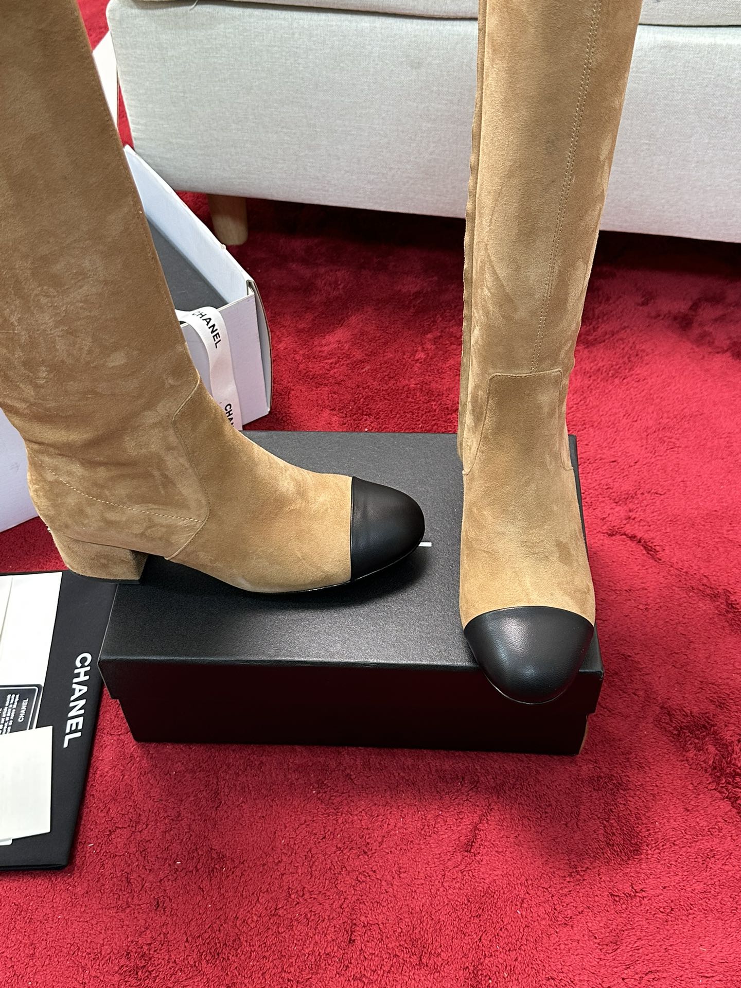 25 New fashionable sheepskin boots