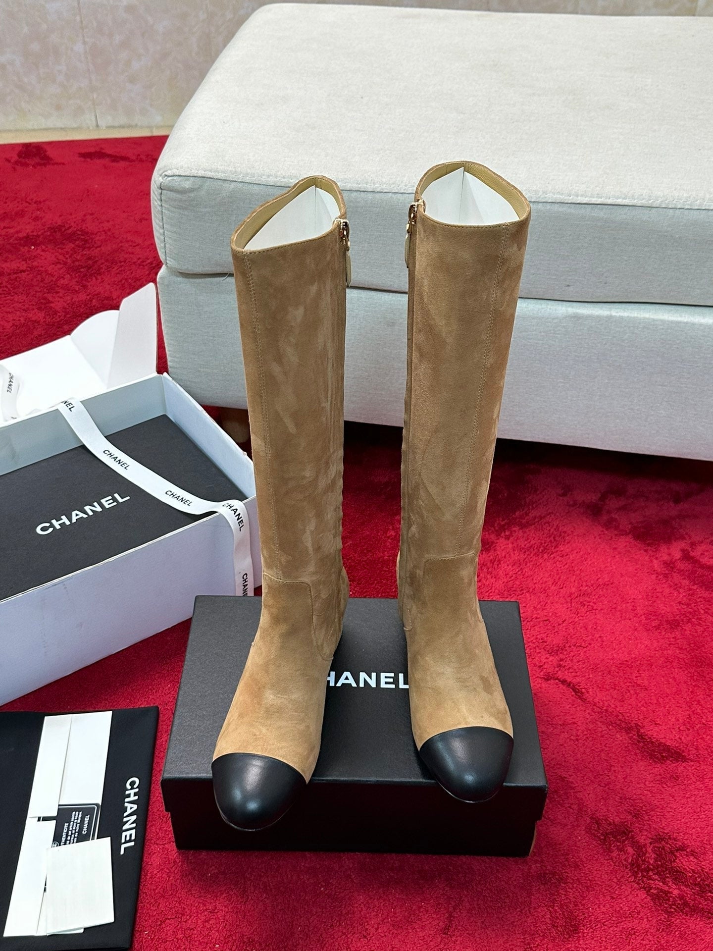 25 New fashionable sheepskin boots