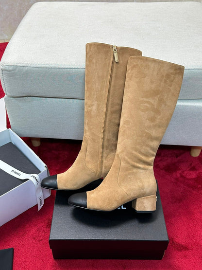 25 New fashionable sheepskin boots