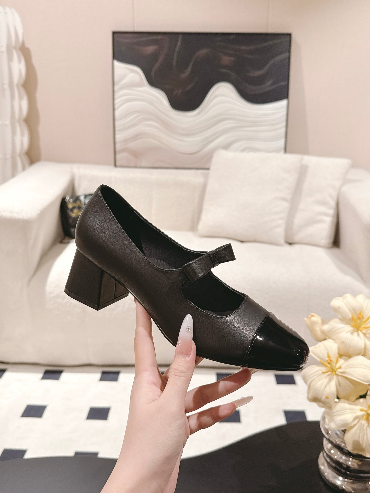 25B Bow Mary Jane Shoes