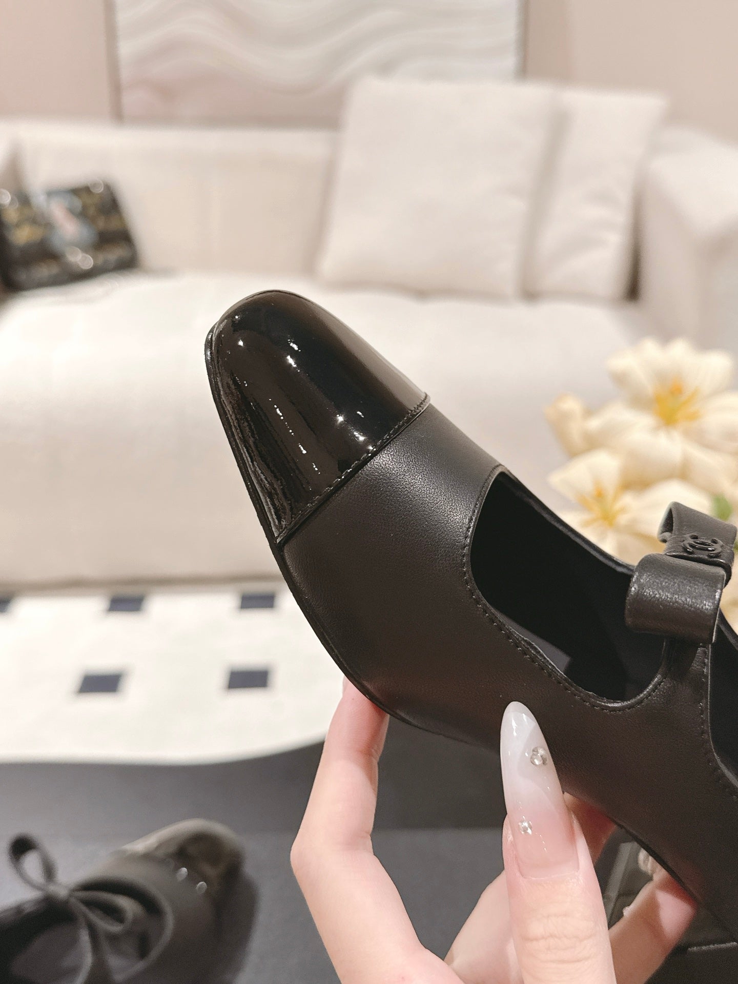 25B Bow Mary Jane Shoes