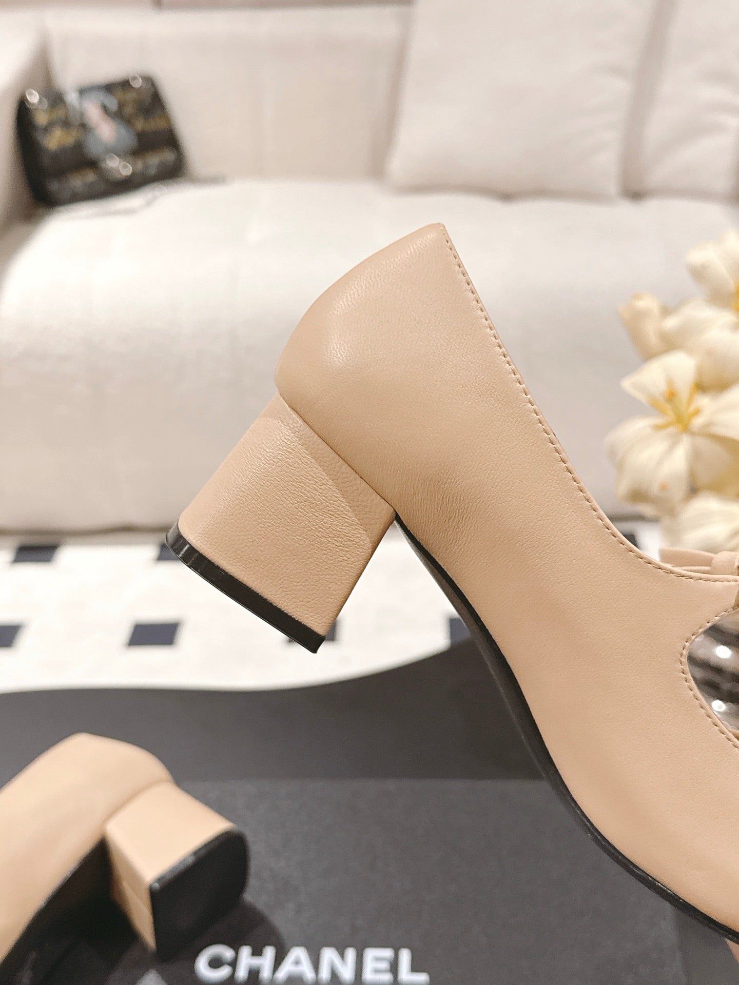 25B Bow Mary Jane Shoes