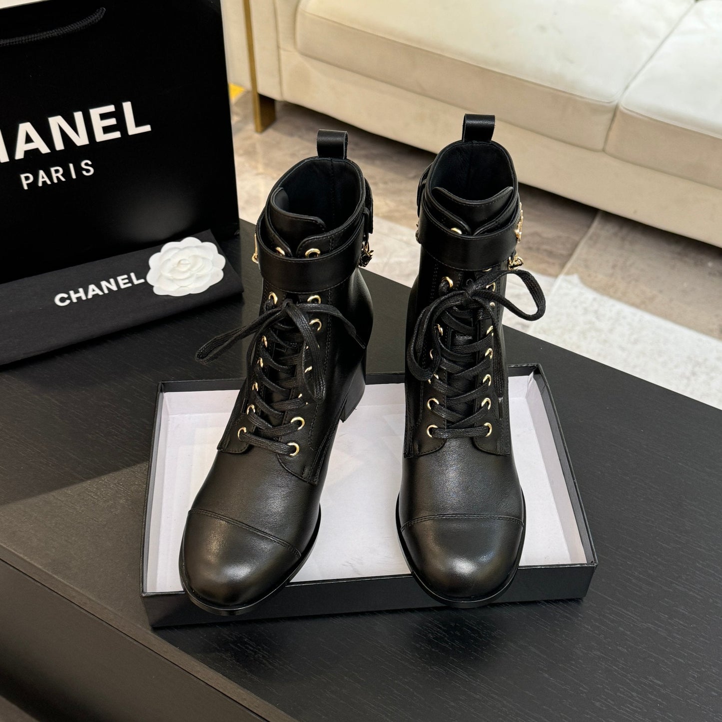 25 new butterfly bow short boots