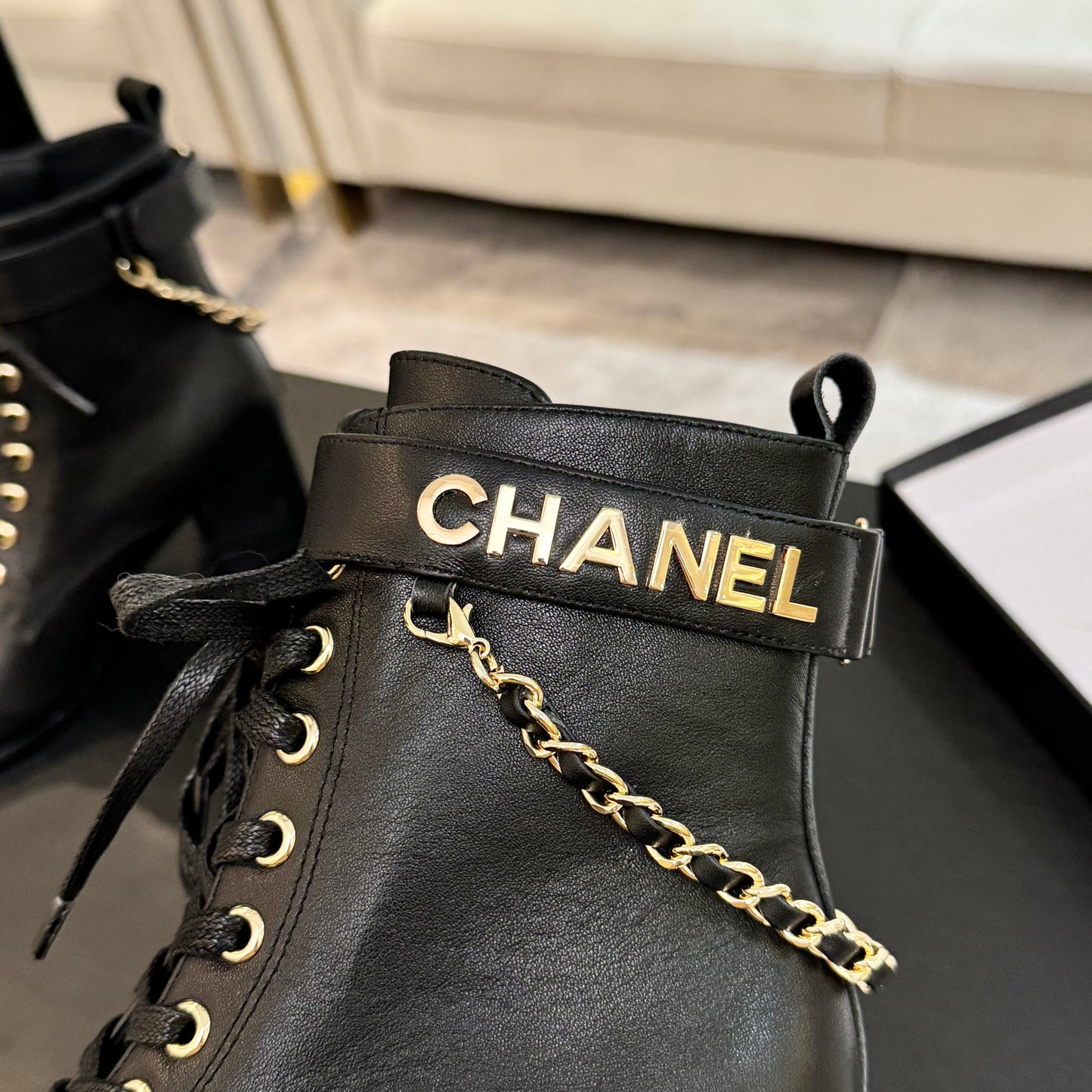 25 new butterfly bow short boots