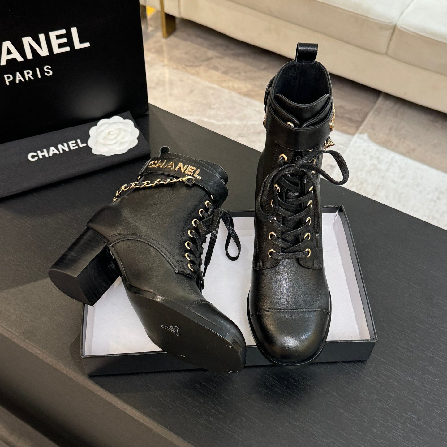 25 new butterfly bow short boots