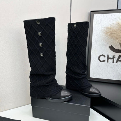 25 Knitted wool sheepskin boots