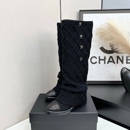 25 Knitted wool sheepskin boots