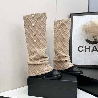 25 Knitted wool sheepskin boots