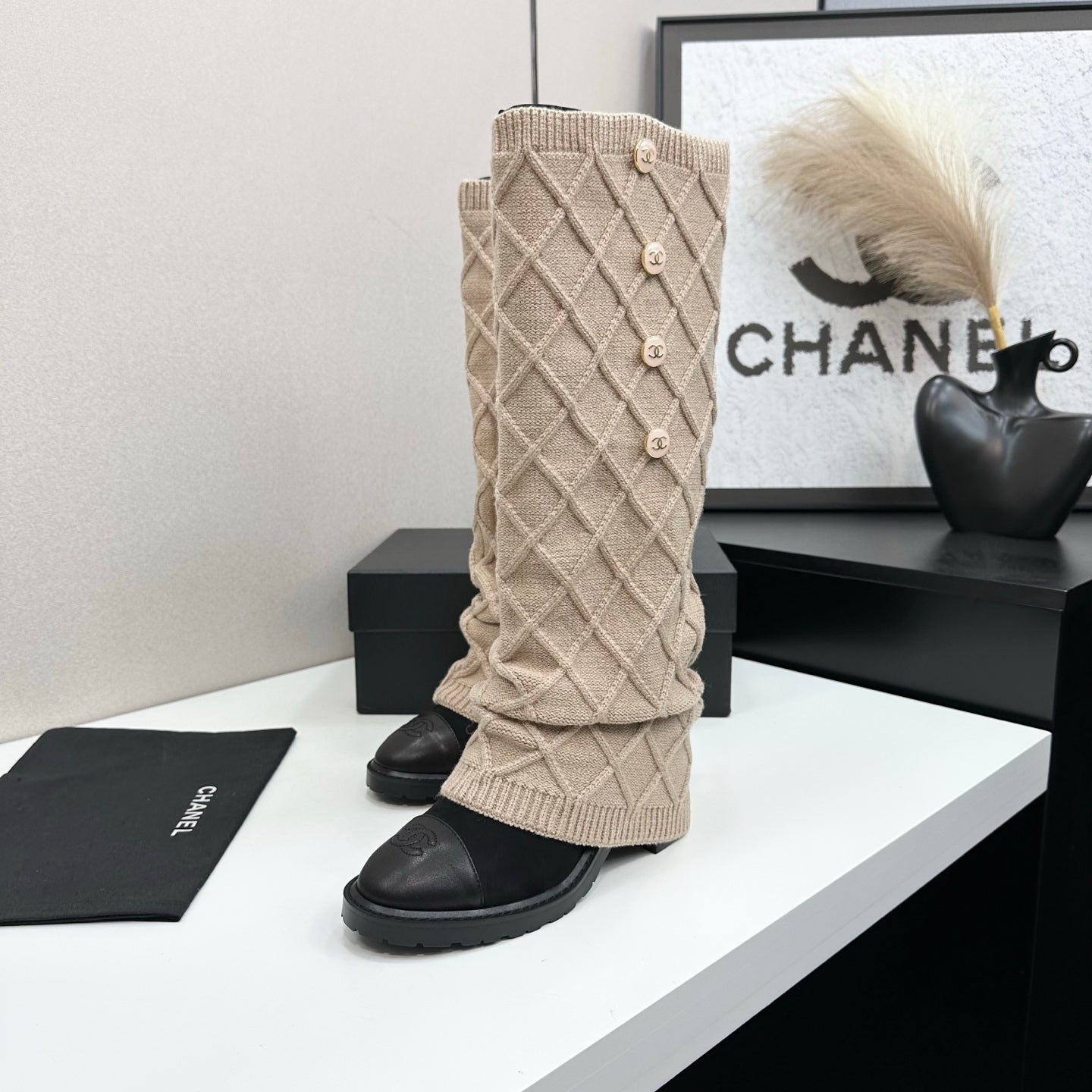 25 Knitted wool sheepskin boots