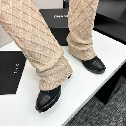 25 Knitted wool sheepskin boots