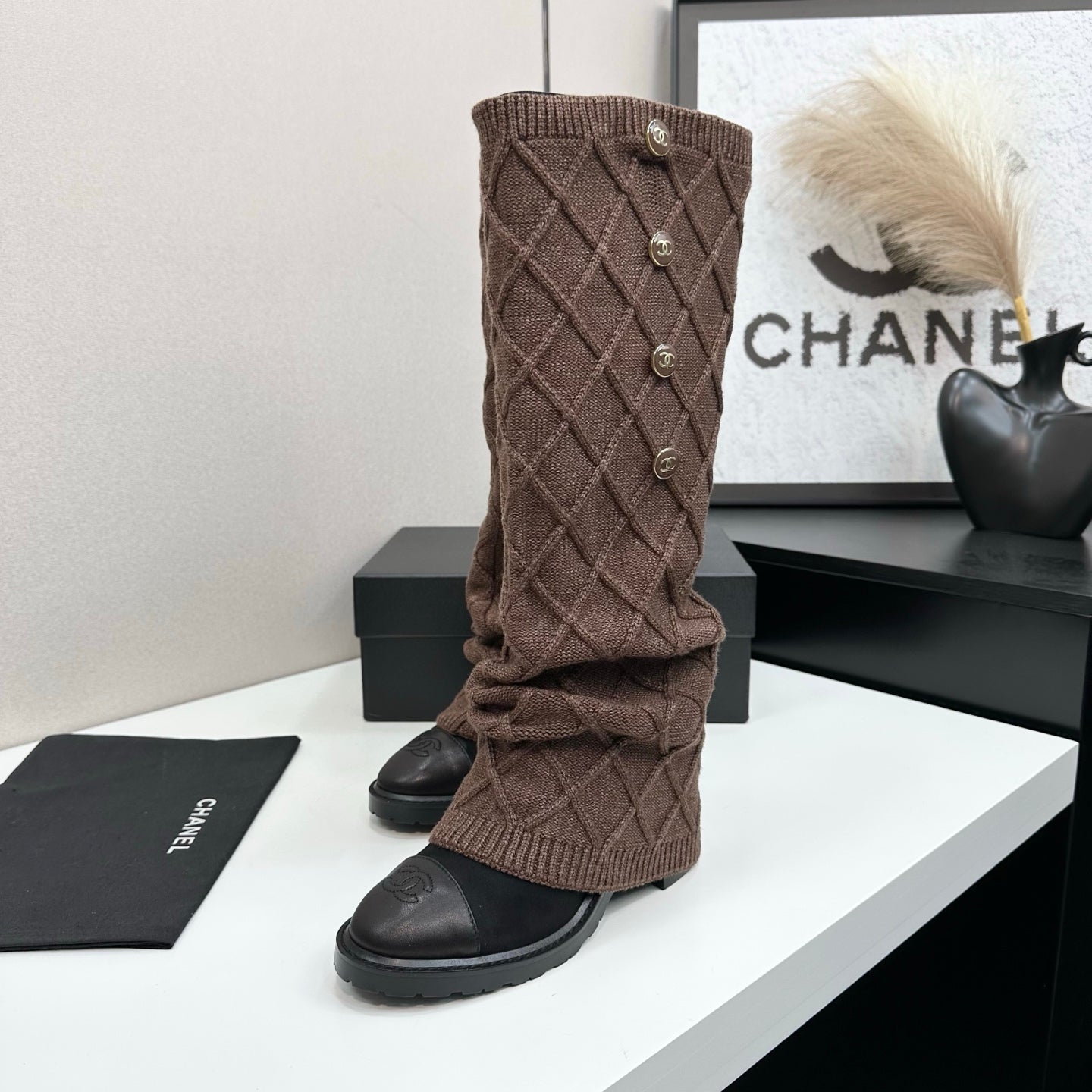 25 Knitted wool sheepskin boots