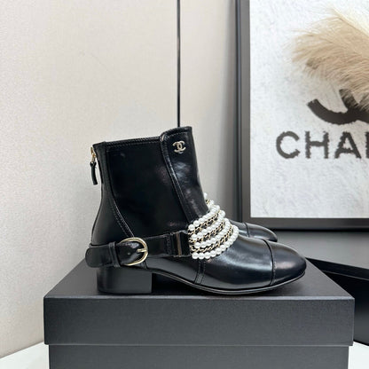 25 New sheepskin boots