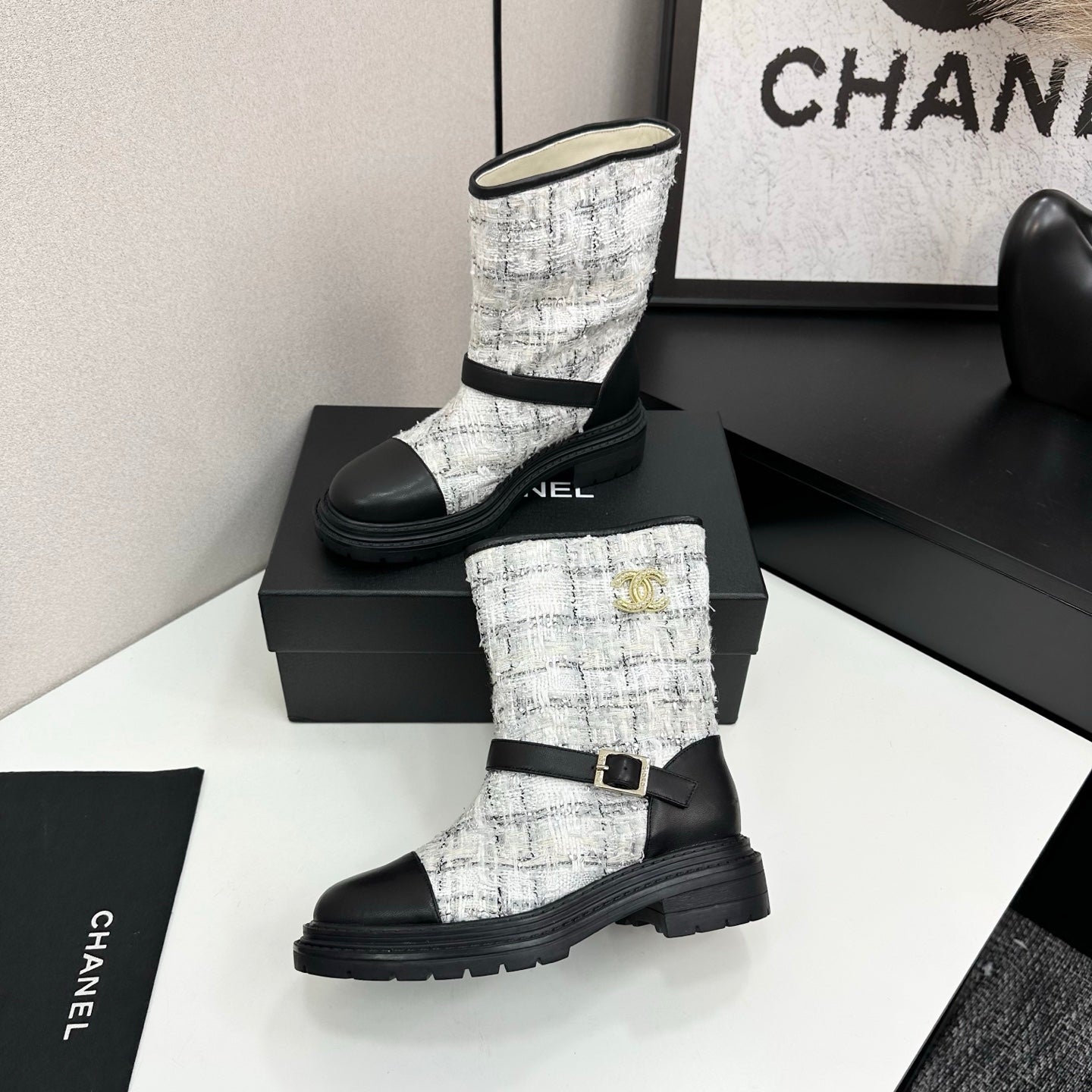 25 Cowhide and cloth lined mid calf boots