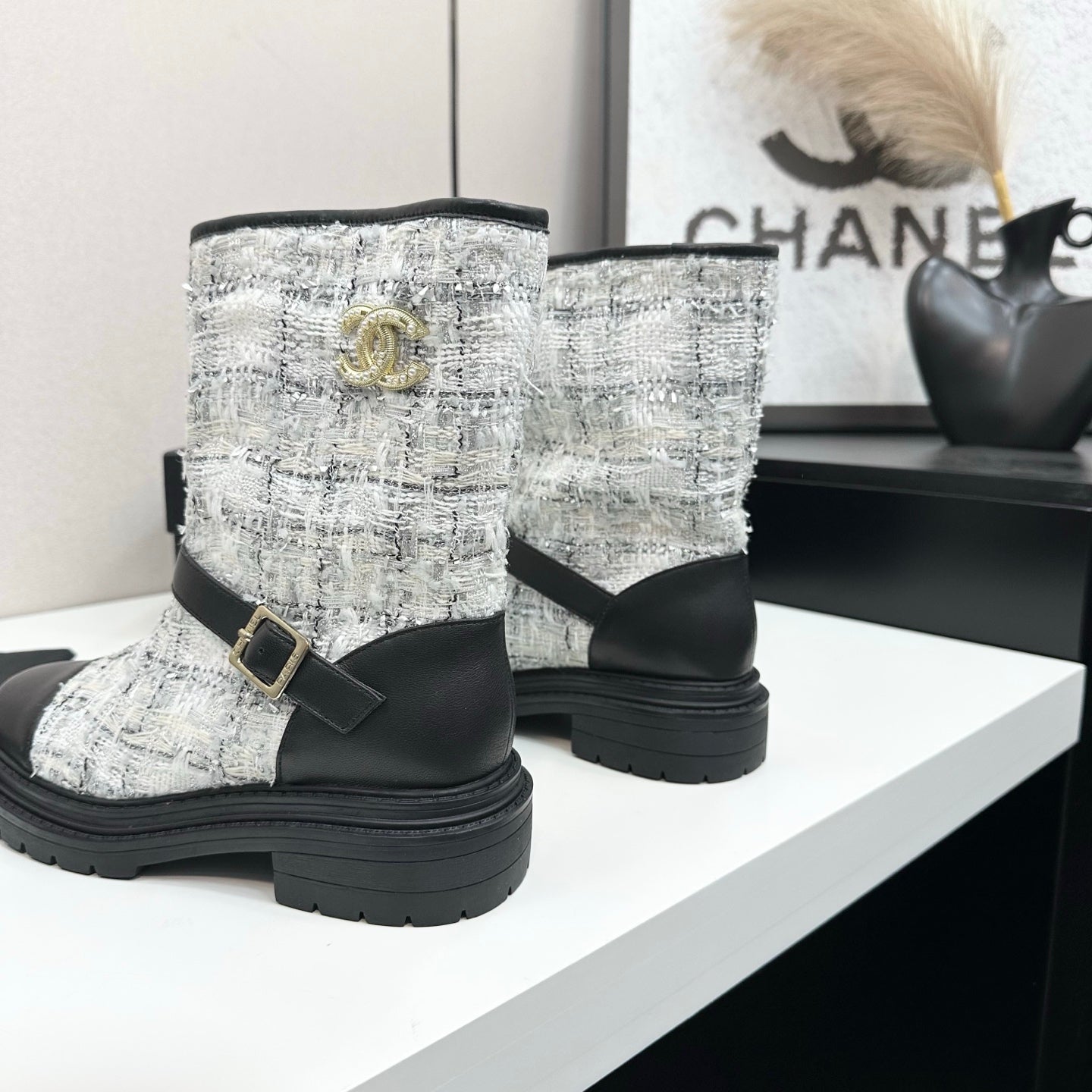 25 Cowhide and cloth lined mid calf boots