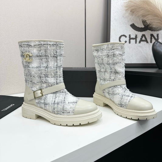 25 Cowhide and cloth lined mid calf boots