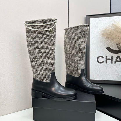 25 Pearl necklace decoration thick soled boots