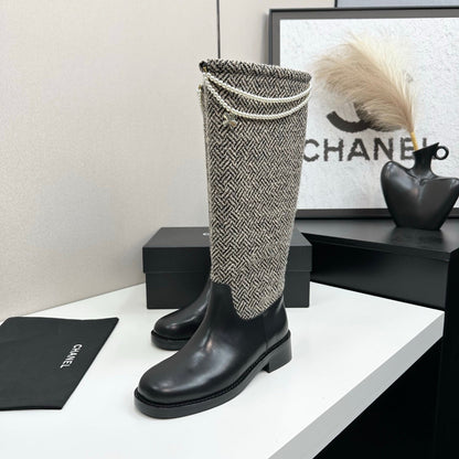 25 Pearl necklace decoration thick soled boots