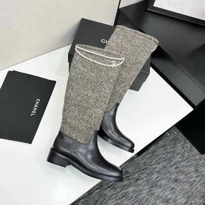 25 Pearl necklace decoration thick soled boots