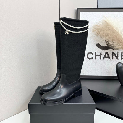 25 Pearl necklace decoration thick soled boots