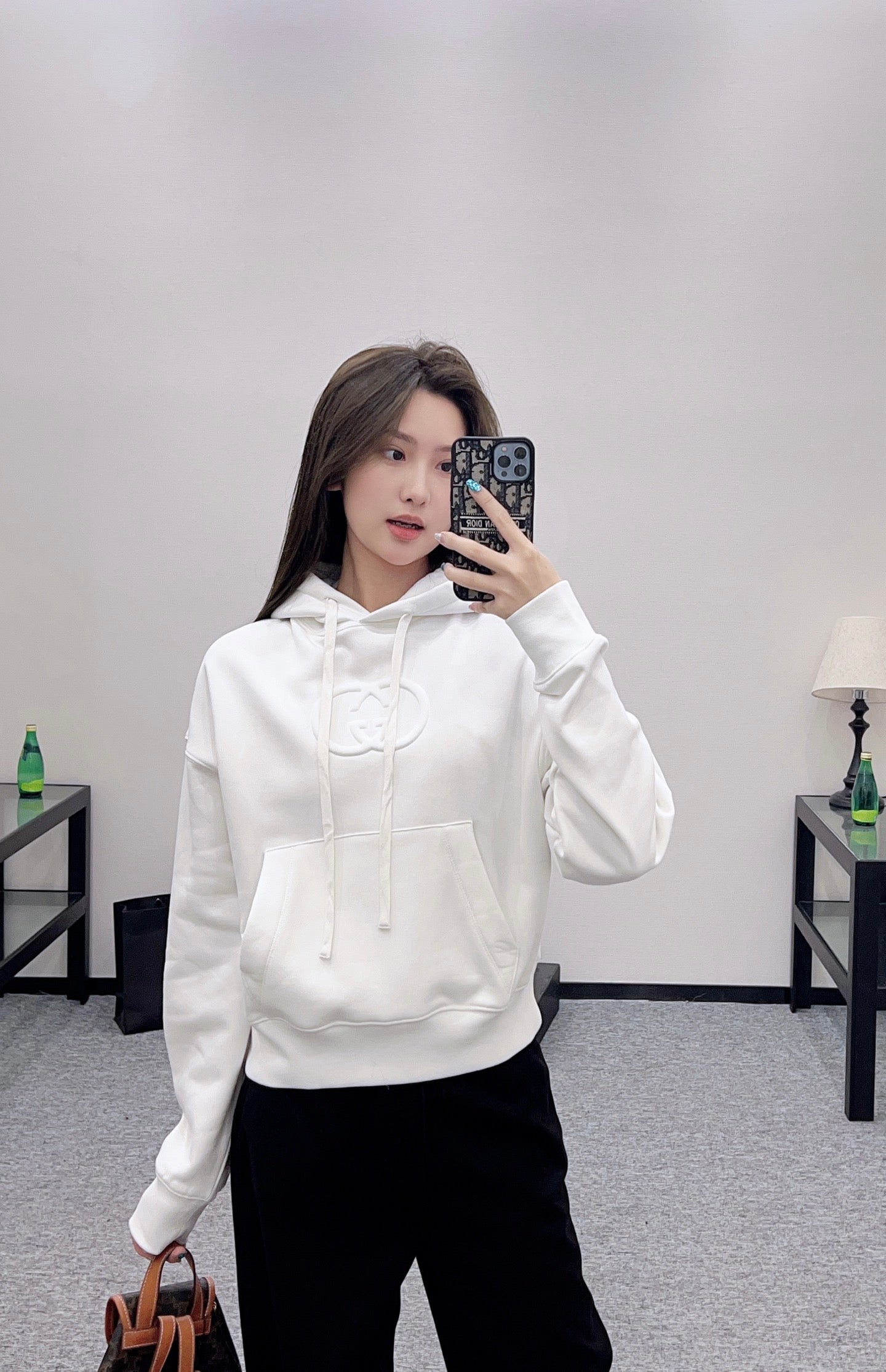 25 Hooded lettering cotton sweatshirt