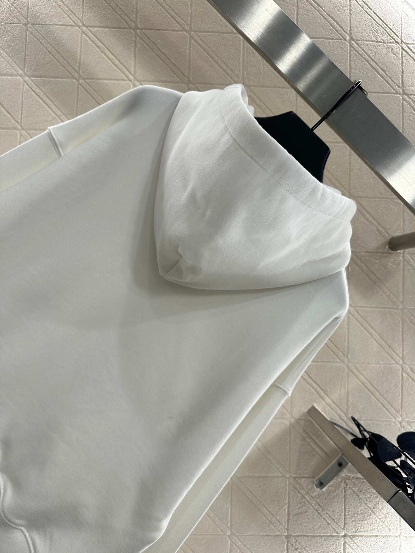 25 Hooded lettering cotton sweatshirt