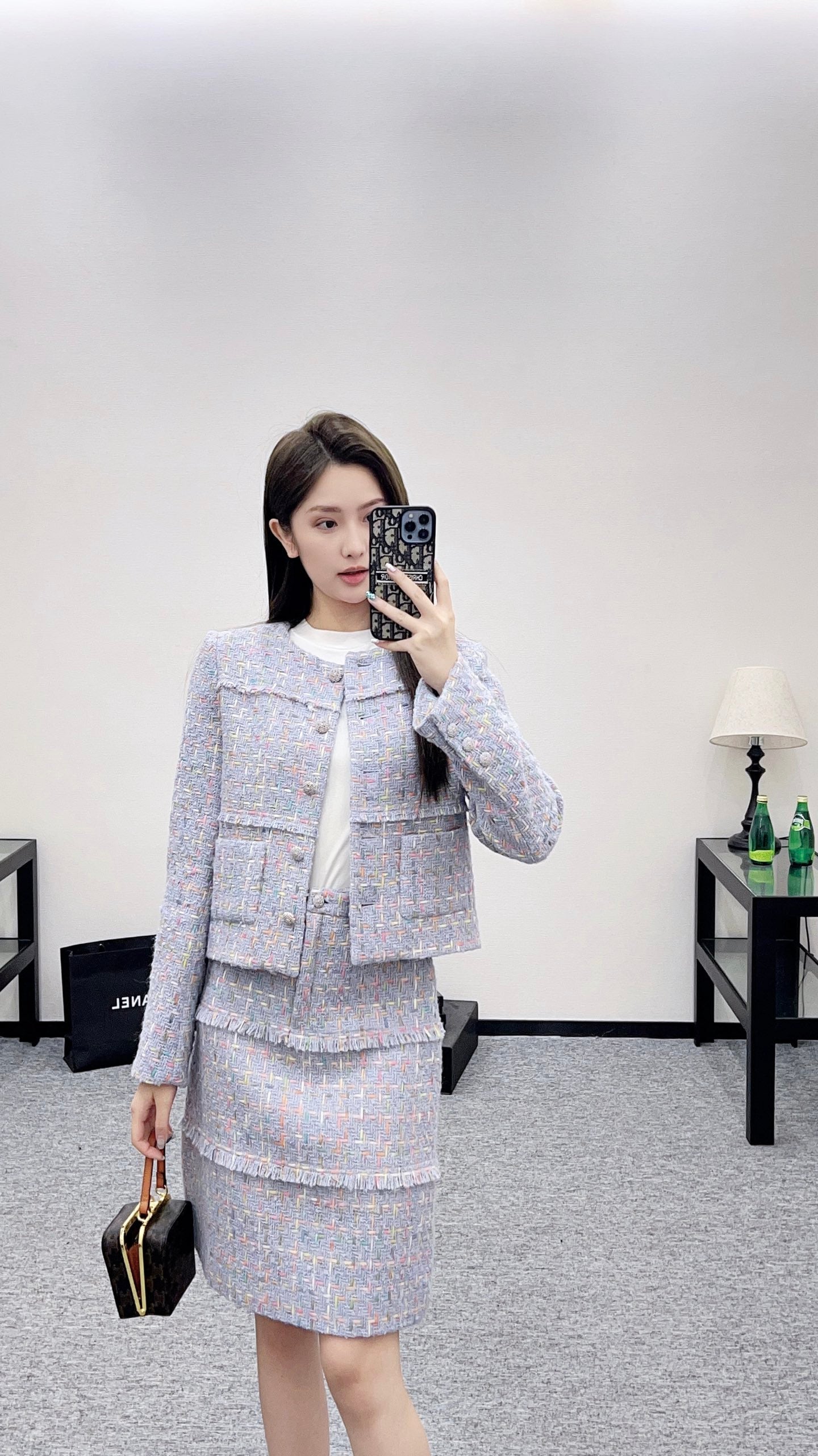 25 Round neck woven wool short jacket+half skirt set