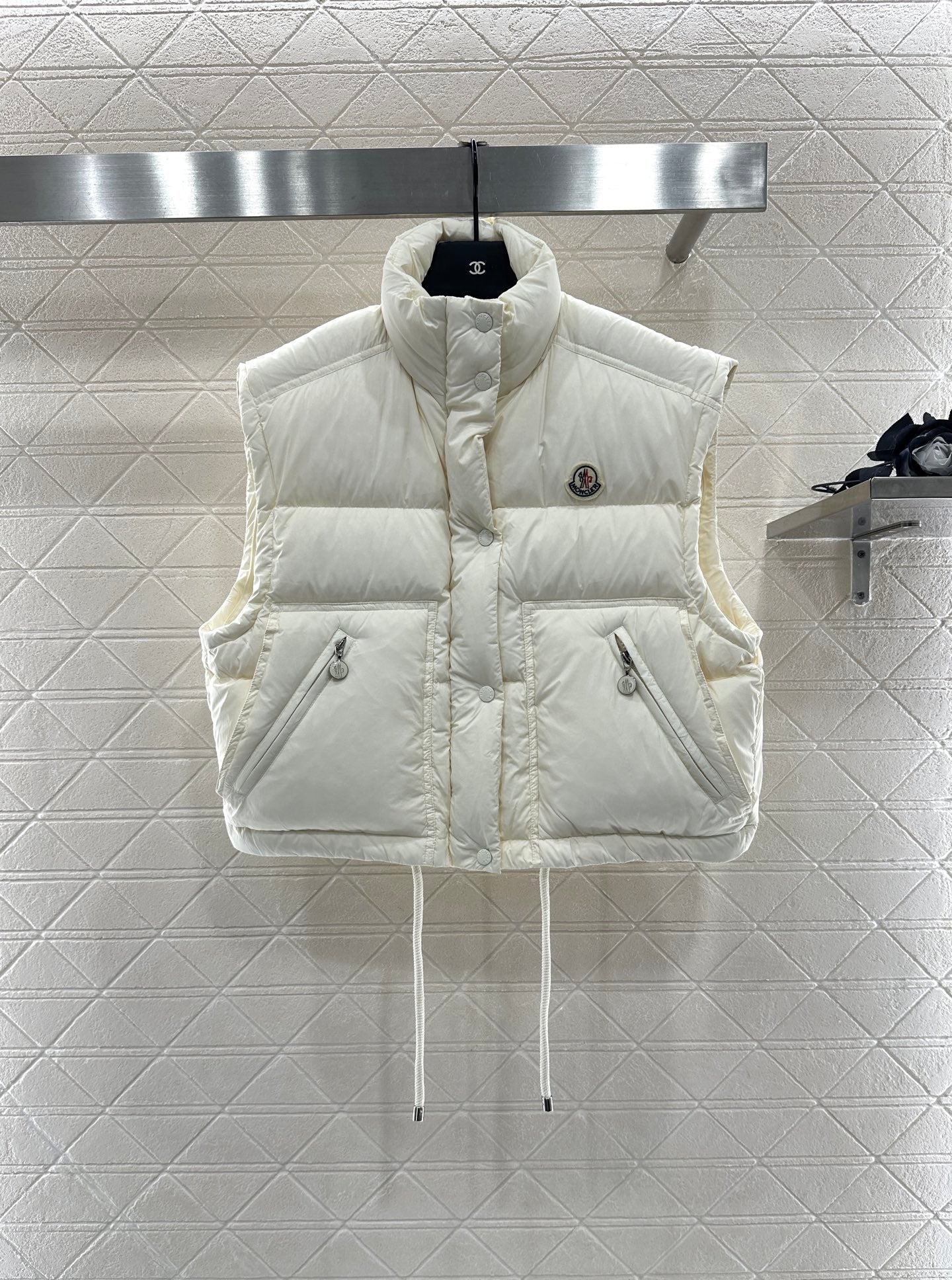 25 Detachable sleeve vest down jacket