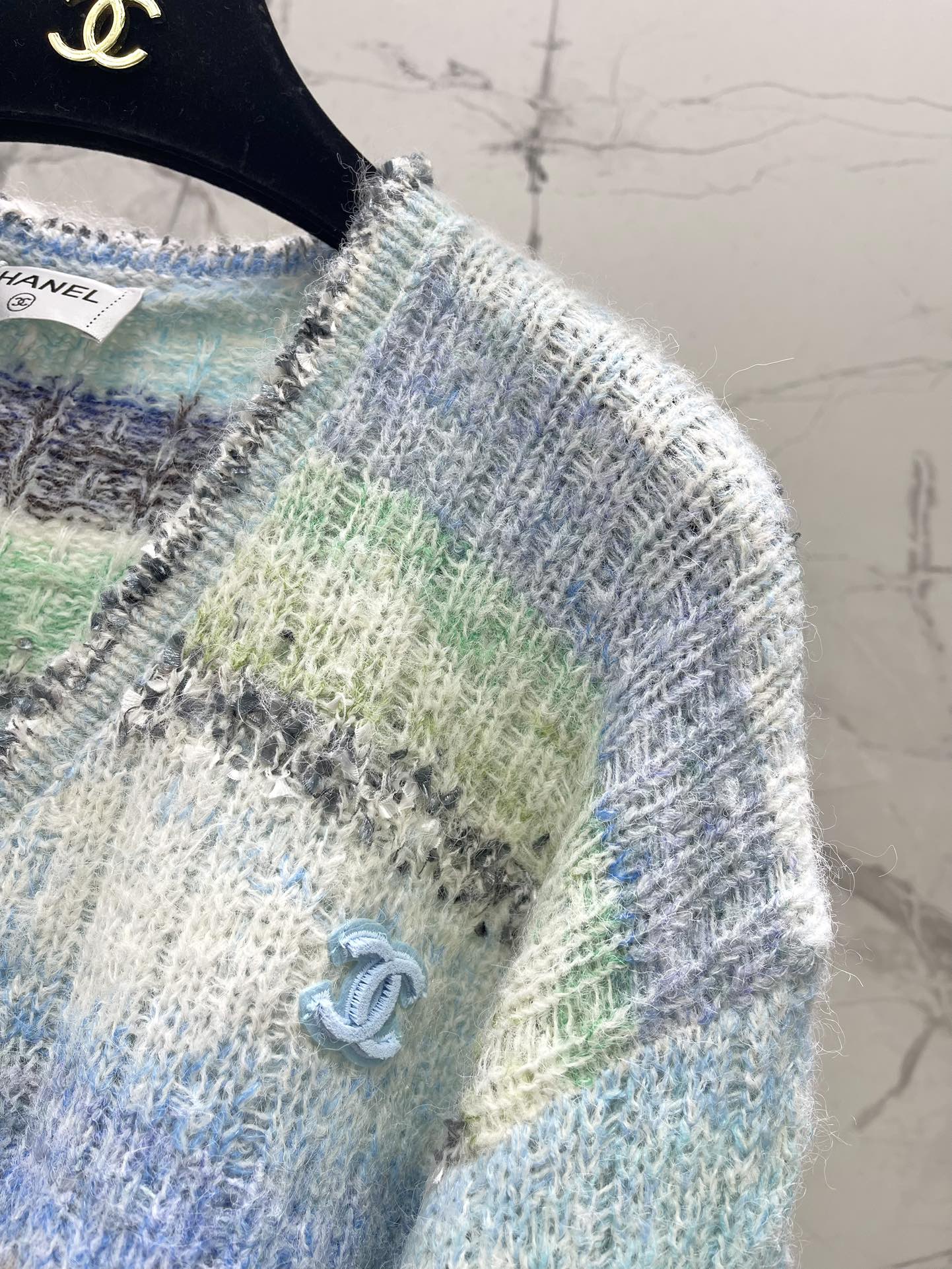 25 Gradient stripe patchwork mohair knitted cardigan