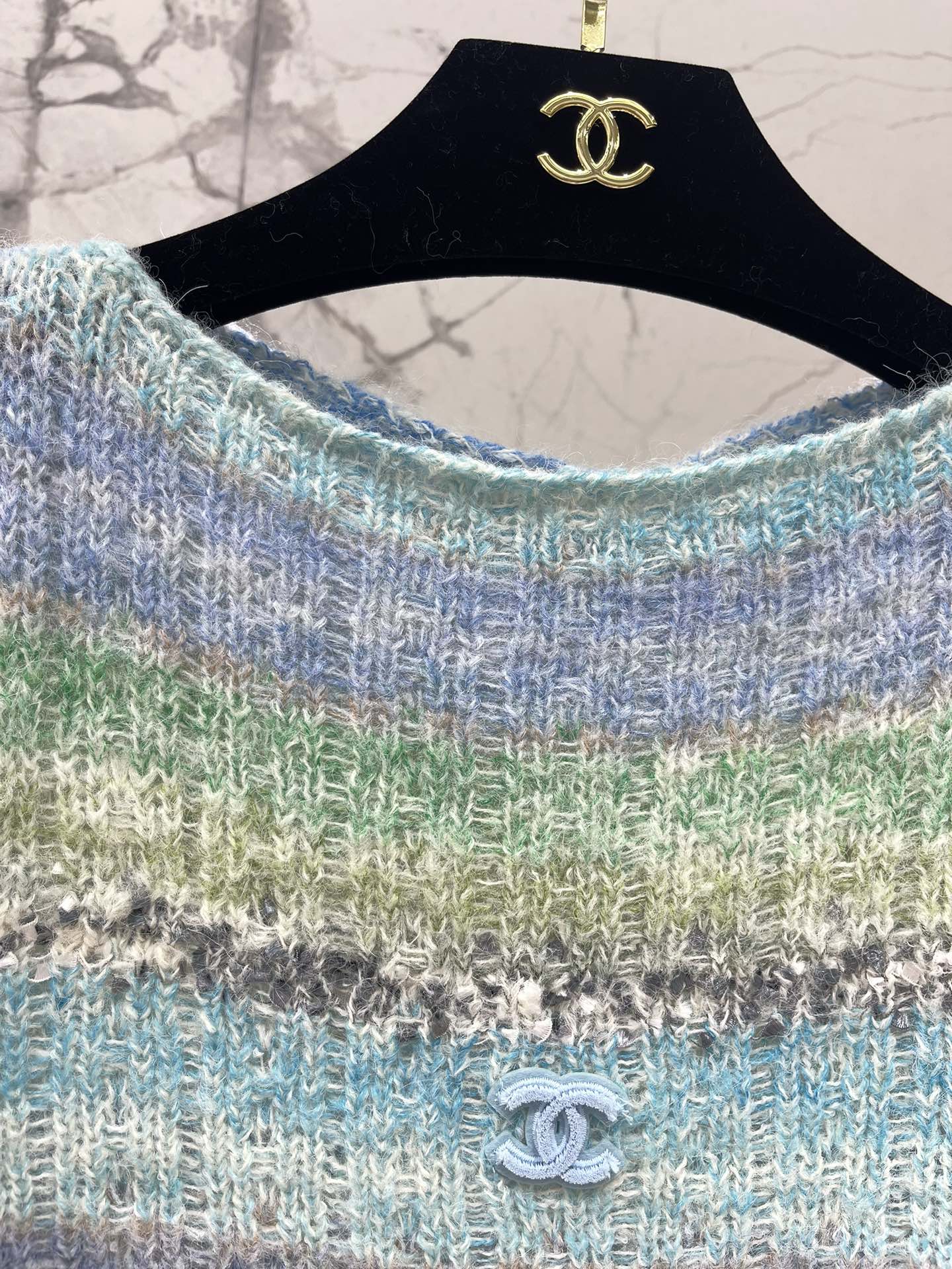 25 Gradient-panel mohair loose sweater