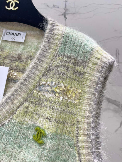 25 Gradient mohair vest