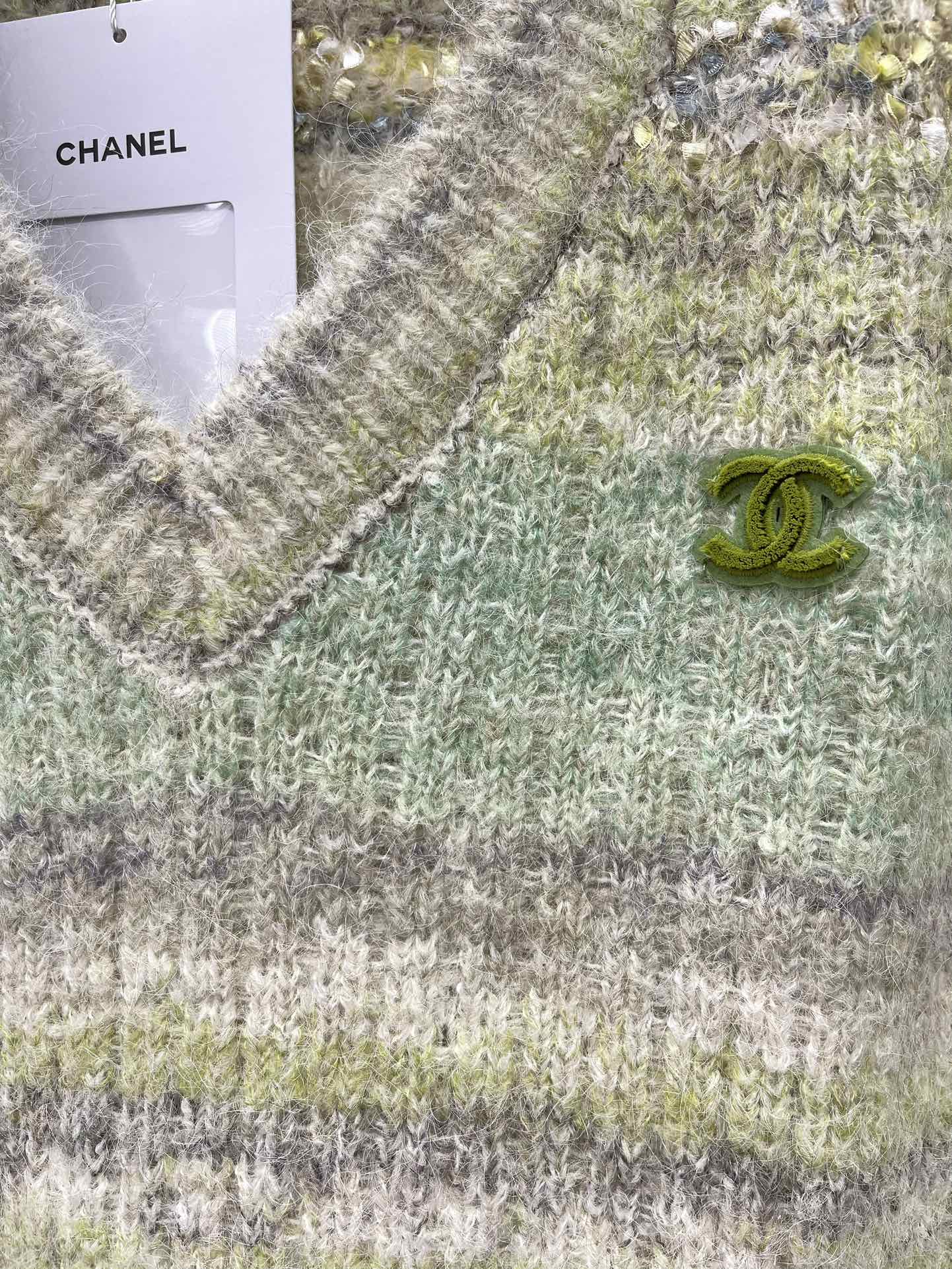 25 Gradient mohair vest