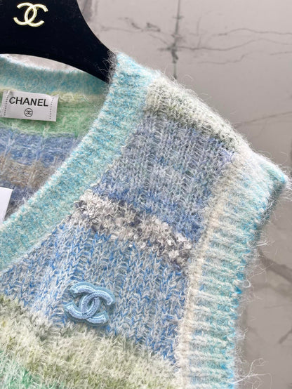 25 Gradient mohair vest