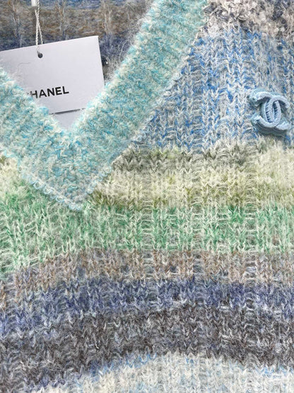 25 Gradient mohair vest