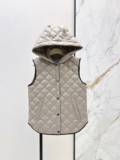 25 New Diamond Hooded Down Vest Jacket