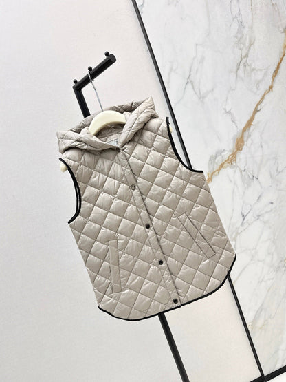 25 New Diamond Hooded Down Vest Jacket