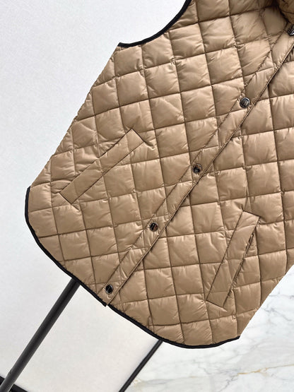 25 New Diamond Hooded Down Vest Jacket
