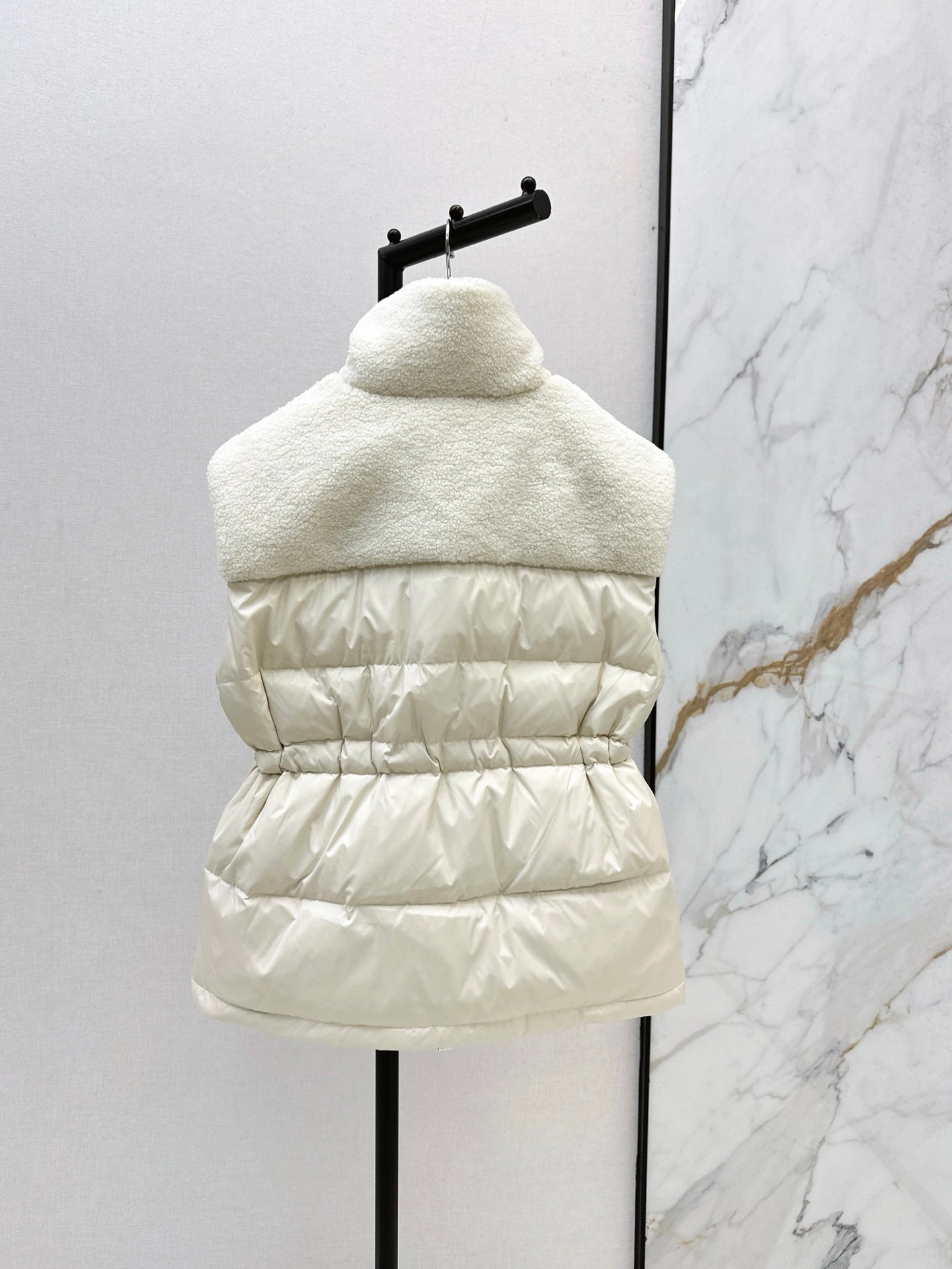25 New environmentally friendly lambswool down jacket vest(White/Black)