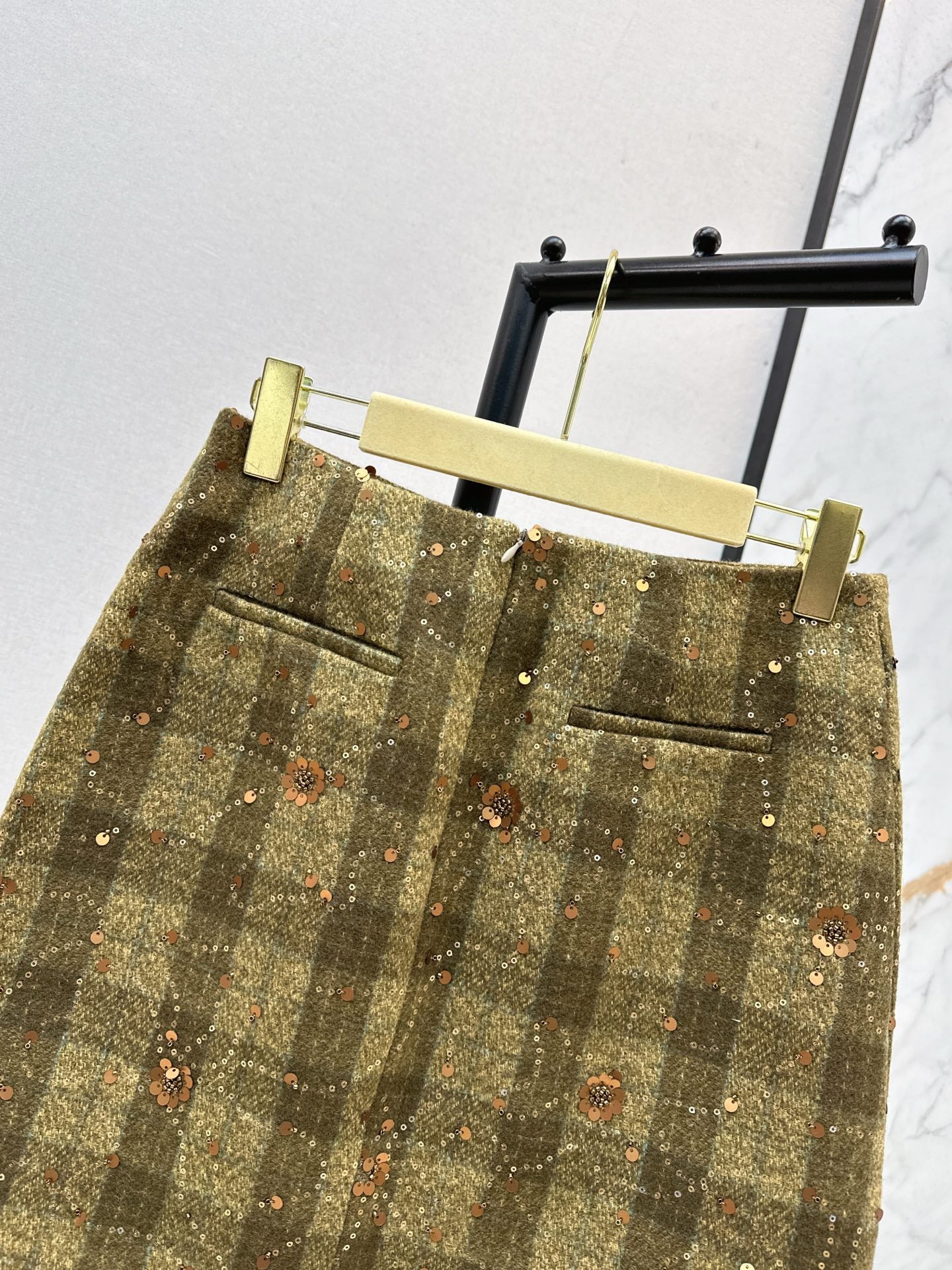 25 Plaid Series Beaded Sequin Shorts