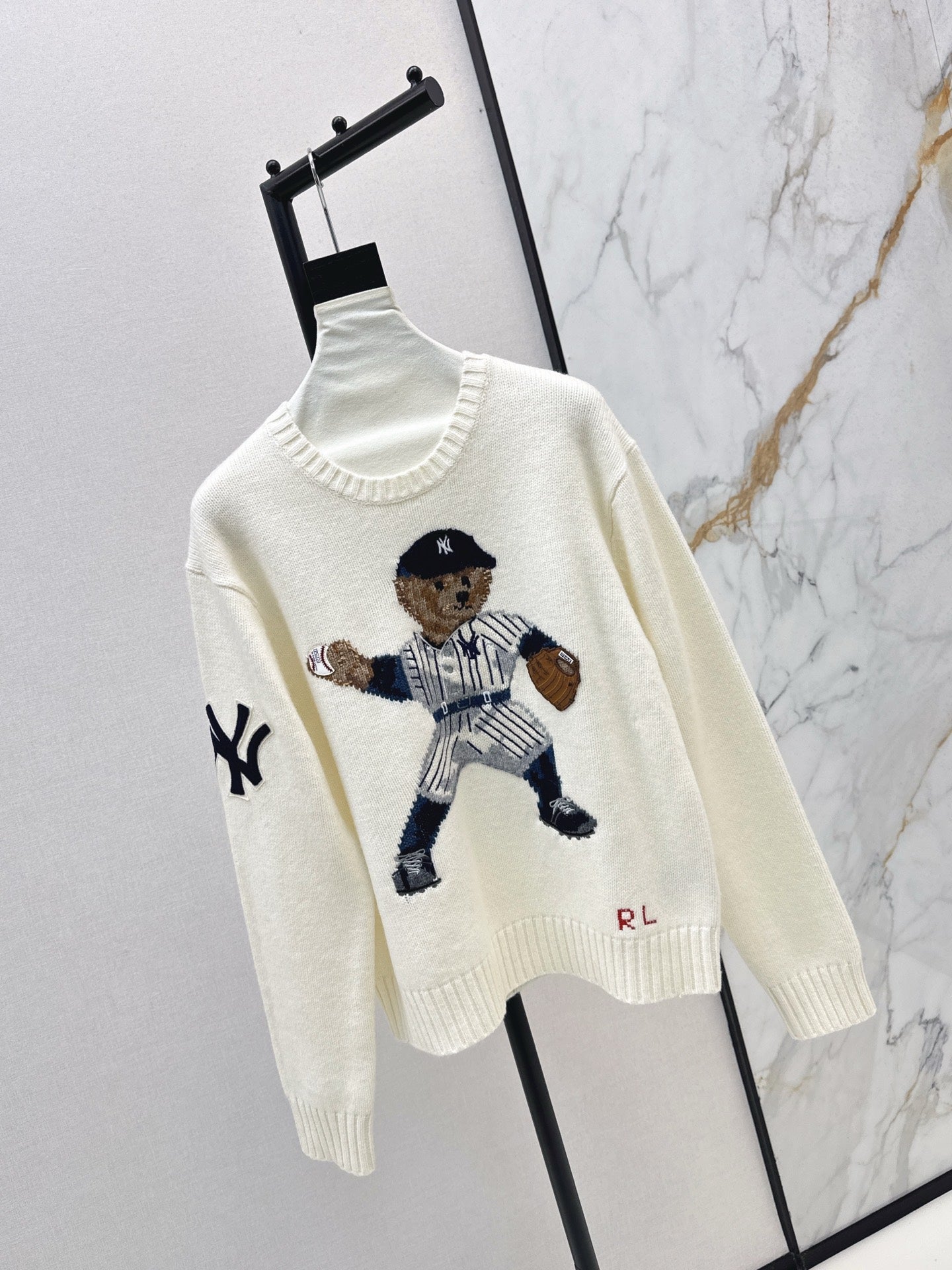 25 New joint baseball bear wool sweater