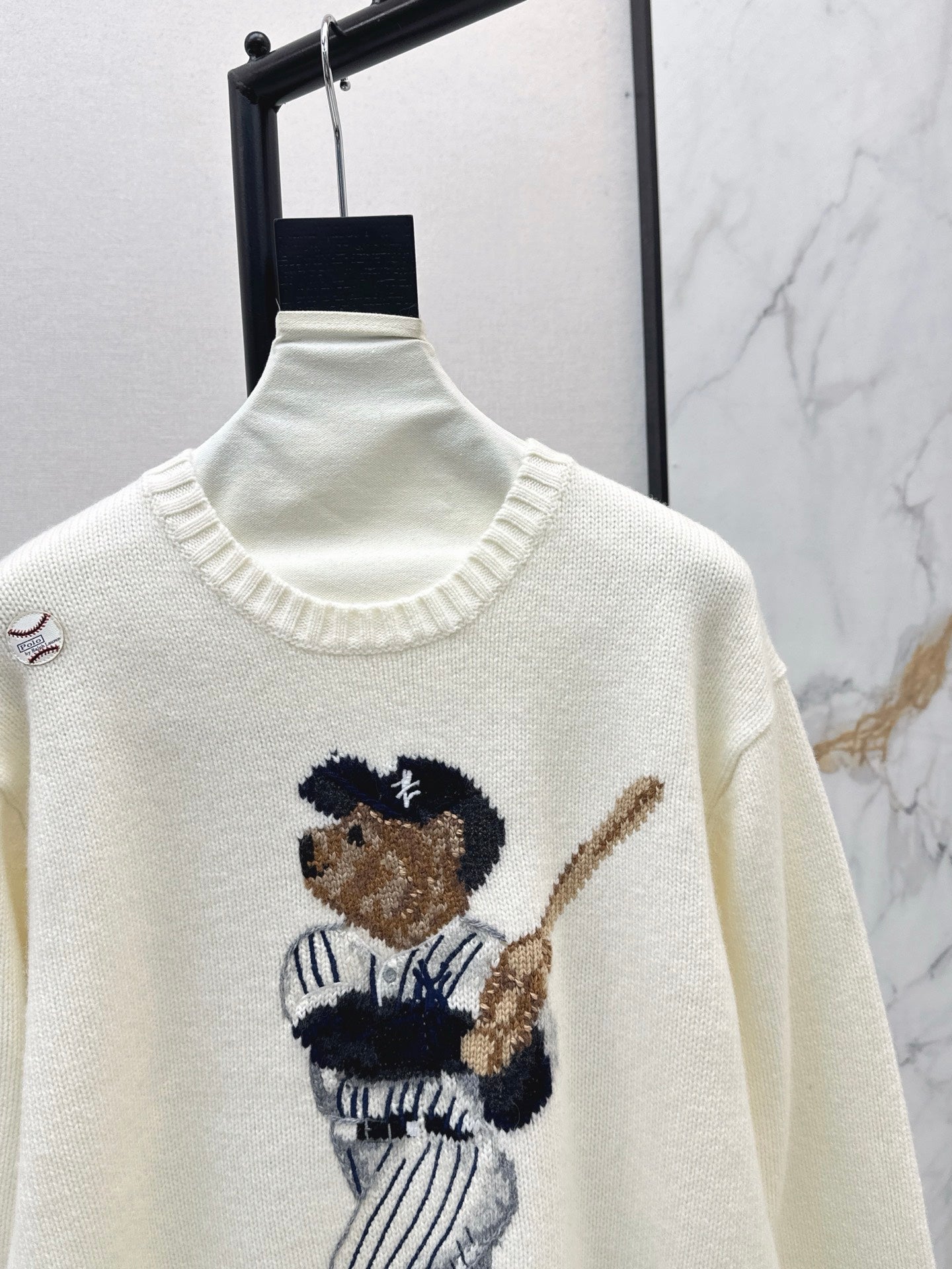 25 New joint baseball bear wool sweater