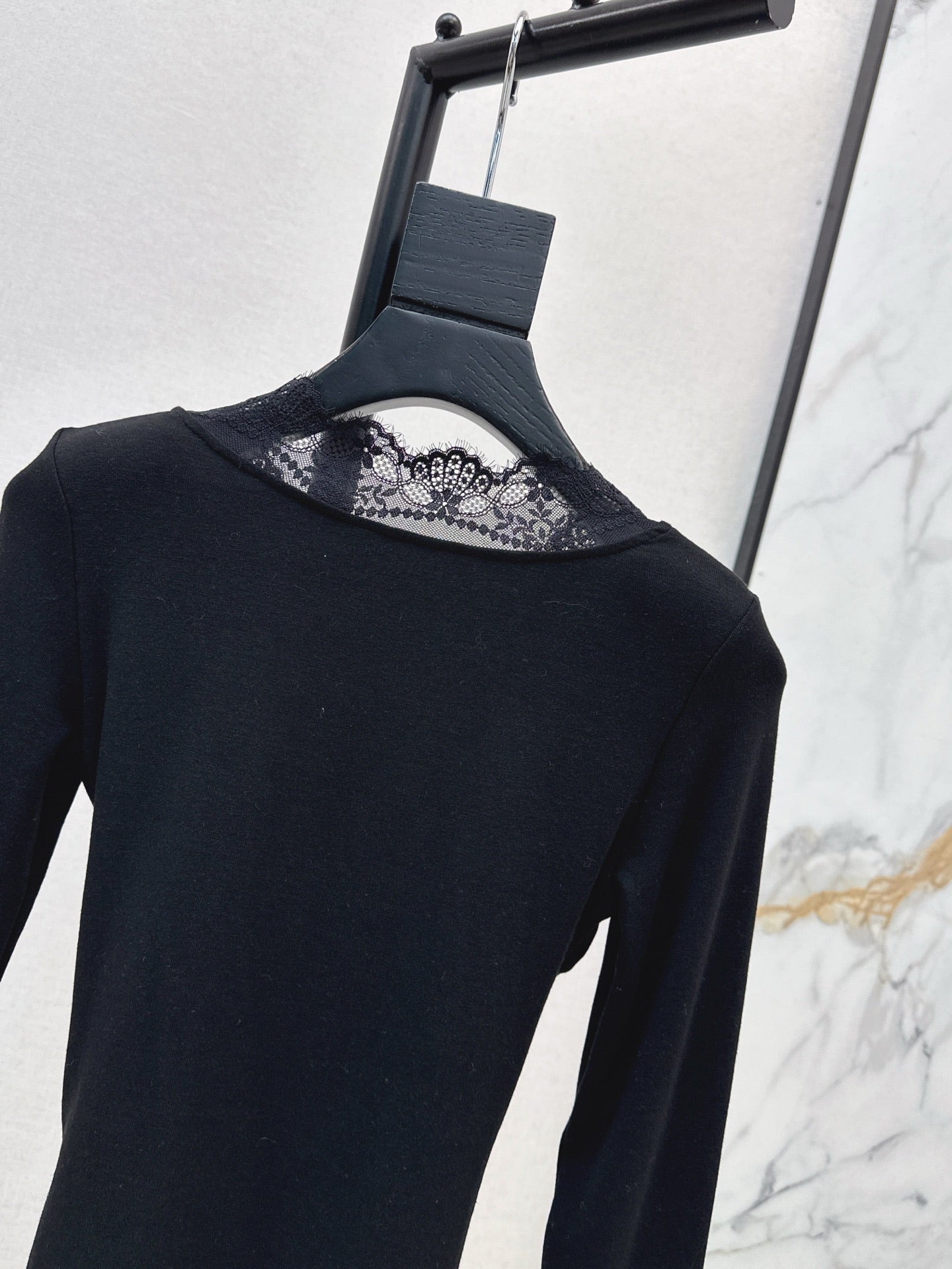 25fw new lace splicing V-neck long sleeves